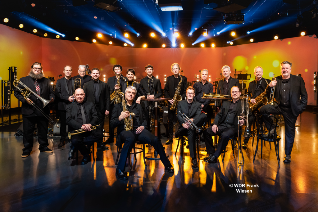Elvis Costello meets WDR Big Band Image 2