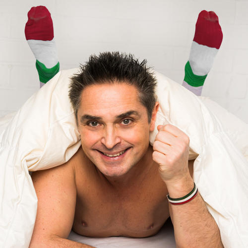 Roberto Capitoni - Italiener schlafen nackt - manchmal auch in Socken | Springmaus-Theater