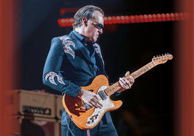 Joe Bonamassa Tickets